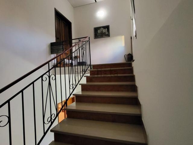Case e ville in vendita di 121 m² in Viale Telamonio
