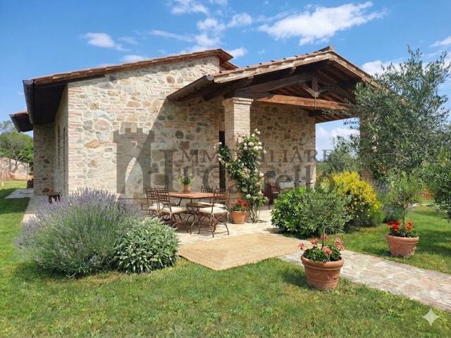 Case e ville in vendita di 121 m² in Località Carraia