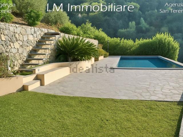 Case e ville in vendita di 122 m² in Via Militare