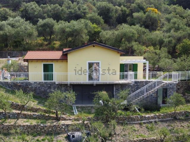 Case e ville in vendita di 122 m² in Strada Sanferian
