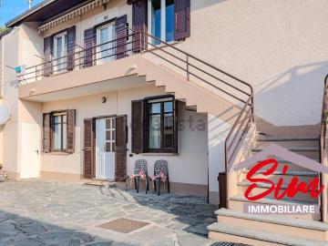 Case e ville in vendita di 123 m² in Piazza D&apos Armi
