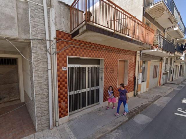 Case e ville in vendita di 124 m² in Via Giacomo Matteotti