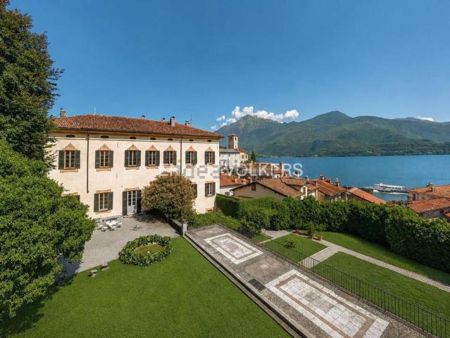 Case e ville in vendita di 1250 m² in Piazza San Rocco