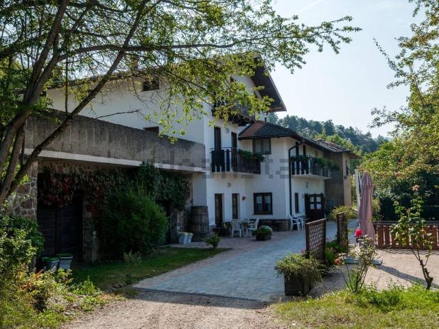Case e ville in vendita di 1253 m² in Strada alle Gorghe