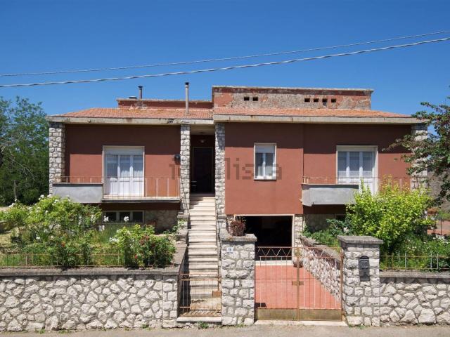 Case e ville in vendita di 125 m²