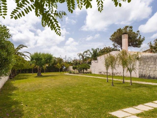 Case e ville in vendita di 125 m² in Via Costa del Sole