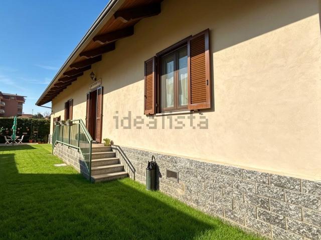 Case e ville in vendita di 125 m² in Via Chiabotto