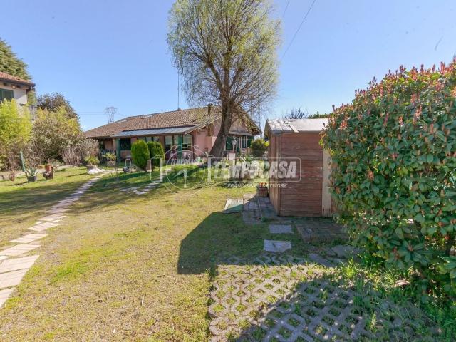 Case e ville in vendita di 125 m² in Via Baggio, 30