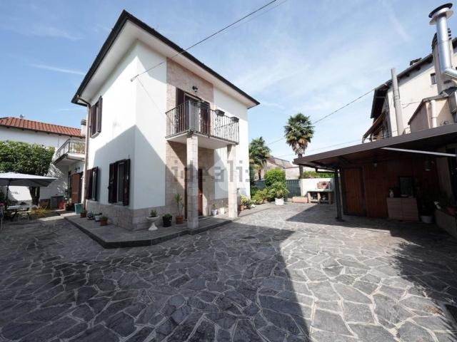 Case e ville in vendita di 125 m² in Via Guglielmo Marconi, 56
