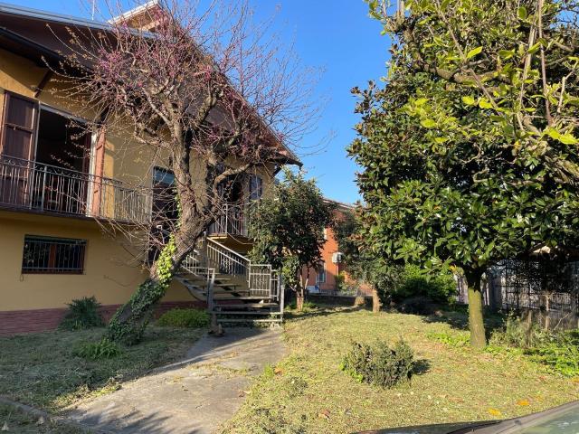 Case e ville in vendita di 125 m² in Via Dante