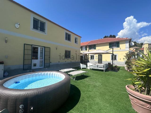 Case e ville in vendita di 125 m² in Via Piave