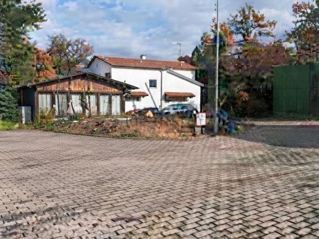 Case e ville in vendita di 125 m² in Contrada Montagna, 5