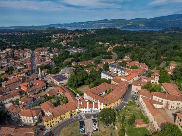 Case e ville in vendita di 1260 m² in Piazza giuseppe garibaldi, 1