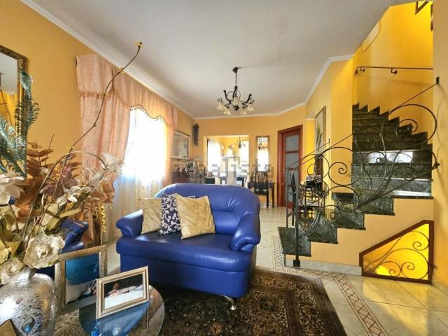 Case e ville in vendita di 126 m² in Via Nicolò Tommaseo