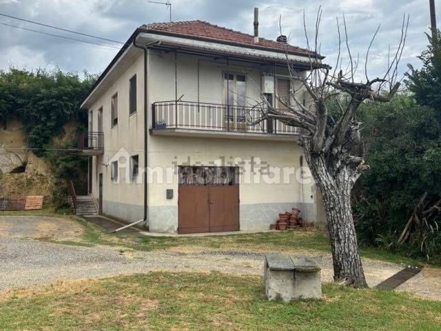Case e ville in vendita di 126 m² in Via Saborello