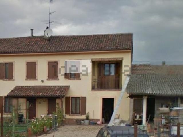 Case e ville in vendita di 127 m² in Via Dante Alighieri, 58
