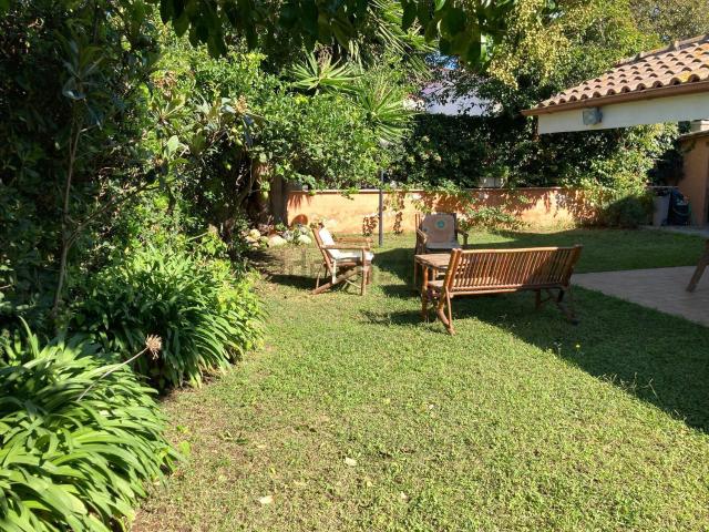 Case e ville in vendita di 127 m² in Via dei Gemelli