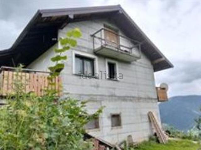 Case e ville in vendita di 127 m² in Via M. Pizzul