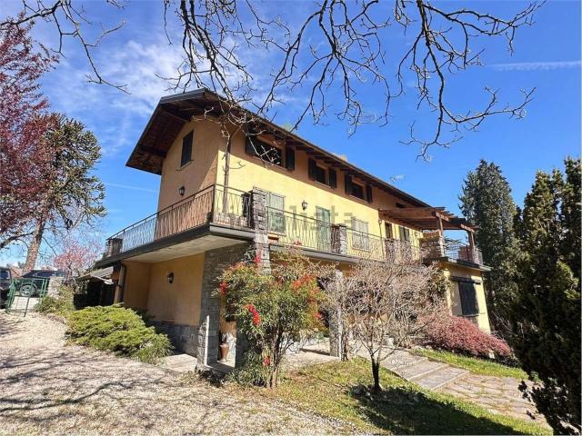 Case e ville in vendita di 128 m²