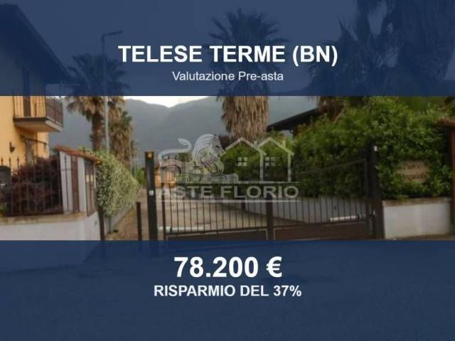 Case e ville in vendita di 128 m² in Via Fontanelle, 5