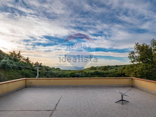 Case e ville in vendita di 128 m² in Contrada San Cataldo