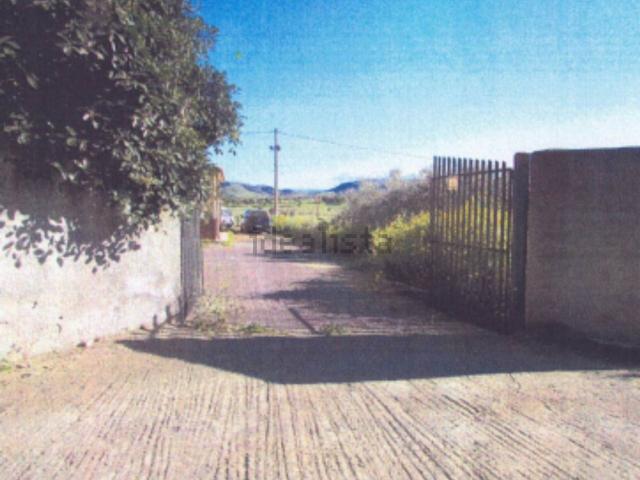 Case e ville in vendita di 129 m² in Via Conte Alaimo