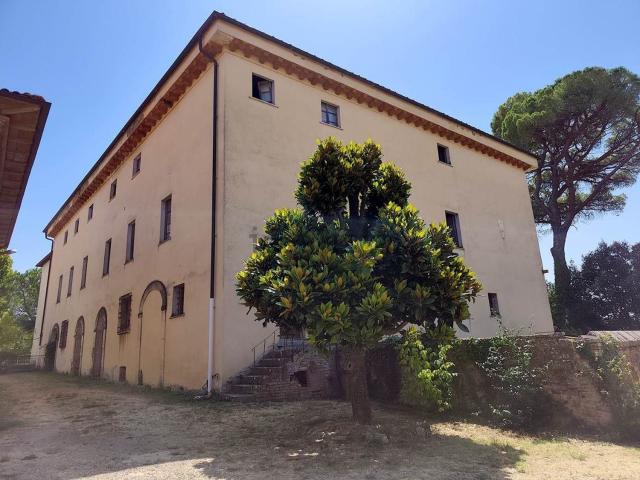 Case e ville in vendita di 1300 m²