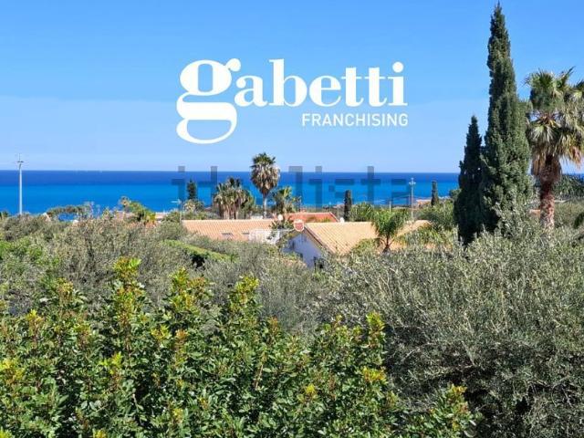 Case e ville in vendita di 130 m²