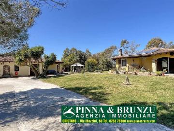 Case e ville in vendita di 130 m²
