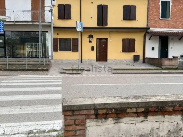 Case e ville in vendita di 130 m²