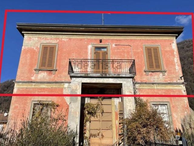 Case e ville in vendita di 130 m²