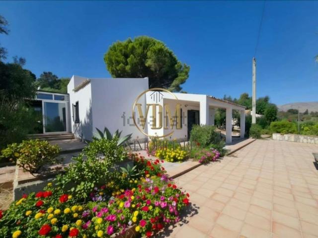 Case e ville in vendita di 130 m²
