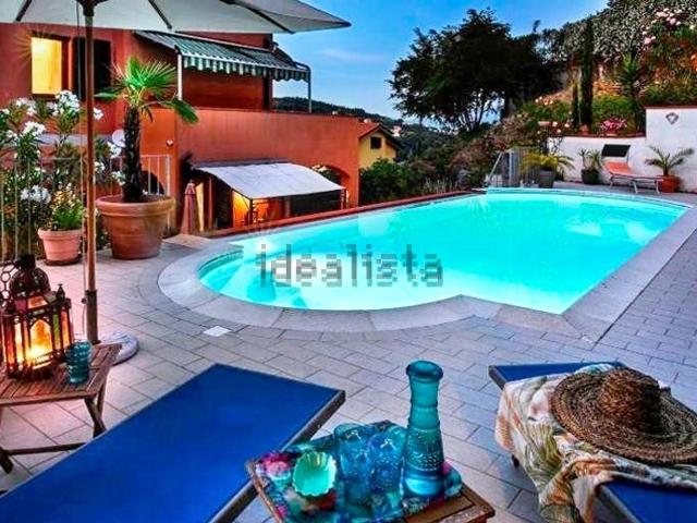 Villetta bifamiliare in vendita di 130 m²