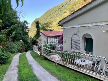 Case e ville in vendita di 130 m²