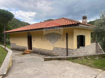 Case e ville in vendita di 130 m²