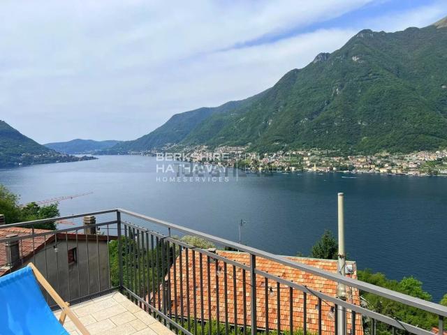 Case e ville in vendita di 130 m² in Via Canzaga