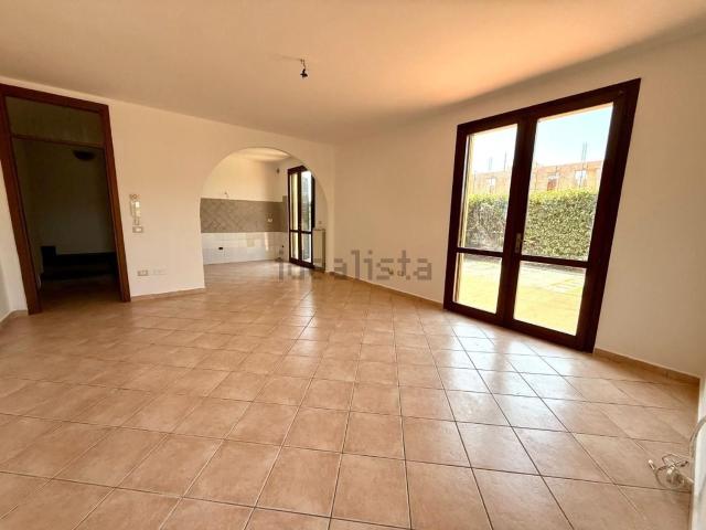Case e ville in vendita di 130 m² in Via delle Rose