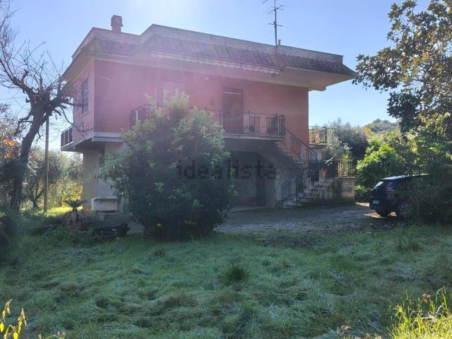 Case e ville in vendita di 130 m² in Via San Martino, 15