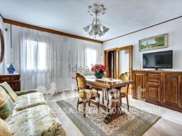 Case e ville in vendita di 130 m² in Vicolo della Chiesa, 9