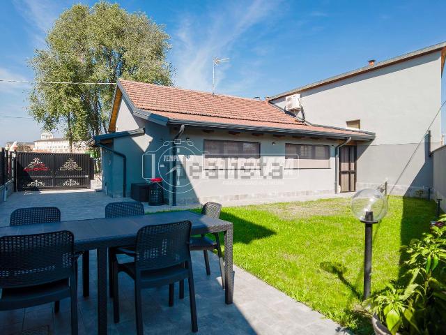 Case e ville in vendita di 130 m² in Strada del Barocchio
