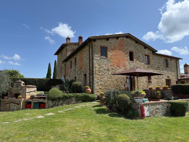 Case e ville in vendita di 130 m² in Strada di Macchioni Guglia
