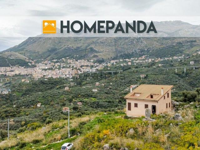 Case e ville in vendita di 130 m² in Strada Vicinale Manca Miccini