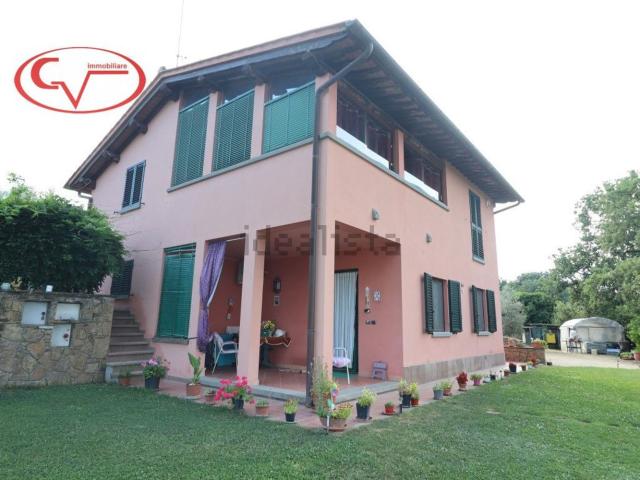 Case e ville in vendita di 131 m² in Strada Provinciale 16