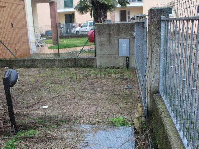Case e ville in vendita di 132 m² in Via Guastalla, 201