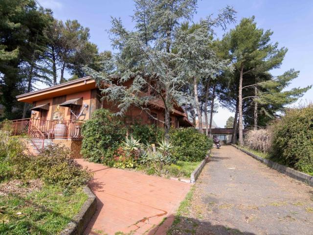 Case e ville in vendita di 132 m² in Via de Pretis