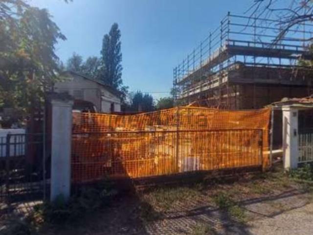 Case e ville in vendita di 132 m² in Via dei Cavi