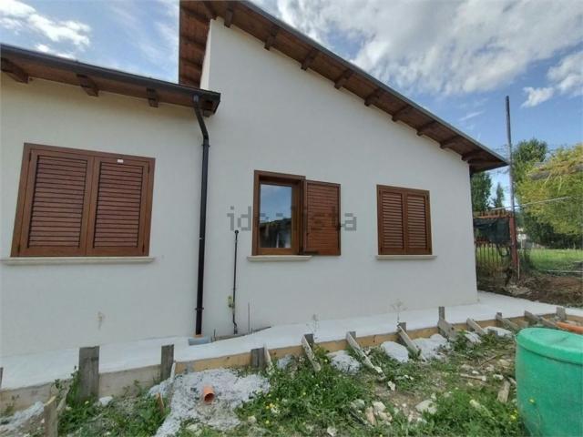 Case e ville in vendita di 132 m² in Via della Fontana, 6