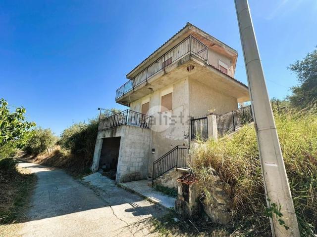 Case e ville in vendita di 132 m² in Strada Telatelanda