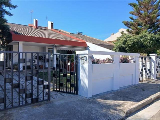 Case e ville in vendita di 133 m² in Via Meilogu