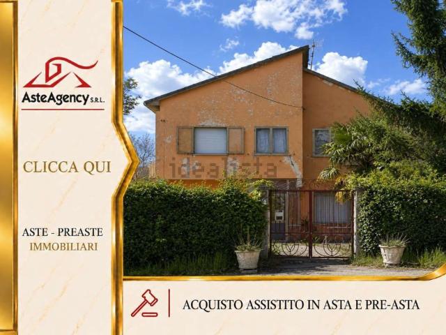Case e ville in vendita di 133 m² in Contrada Tappino, 35